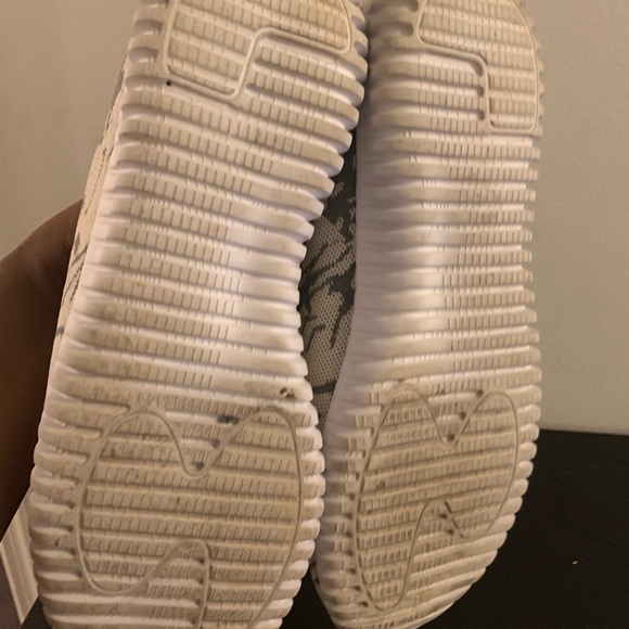 SOLD - Picture 3 of 4